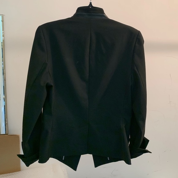Black RW&Co. Blazer - Picture 3 of 6